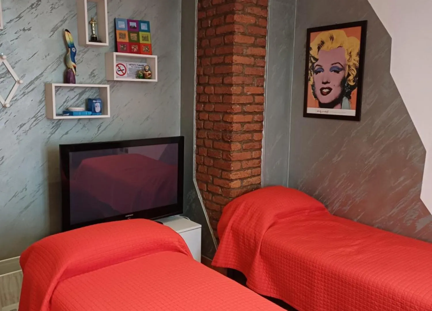 Pink And Green Apartments - Rho Fiera Milano Mind 0*,  Italy